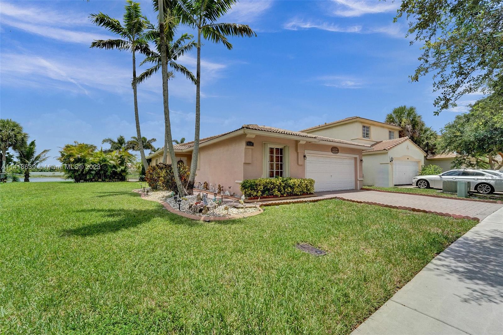 SILVER FALLS - Residential