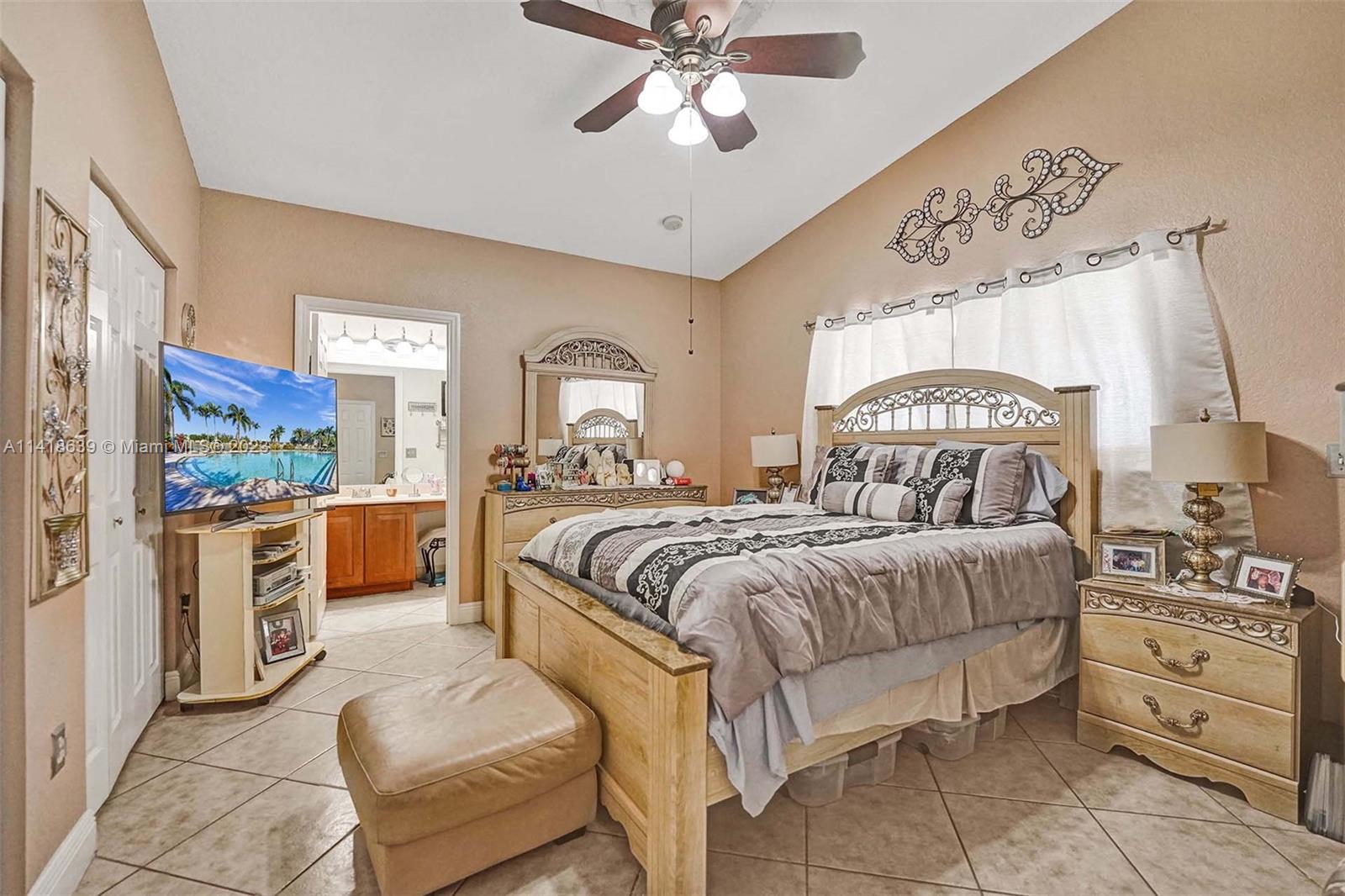 SILVER FALLS - Residential