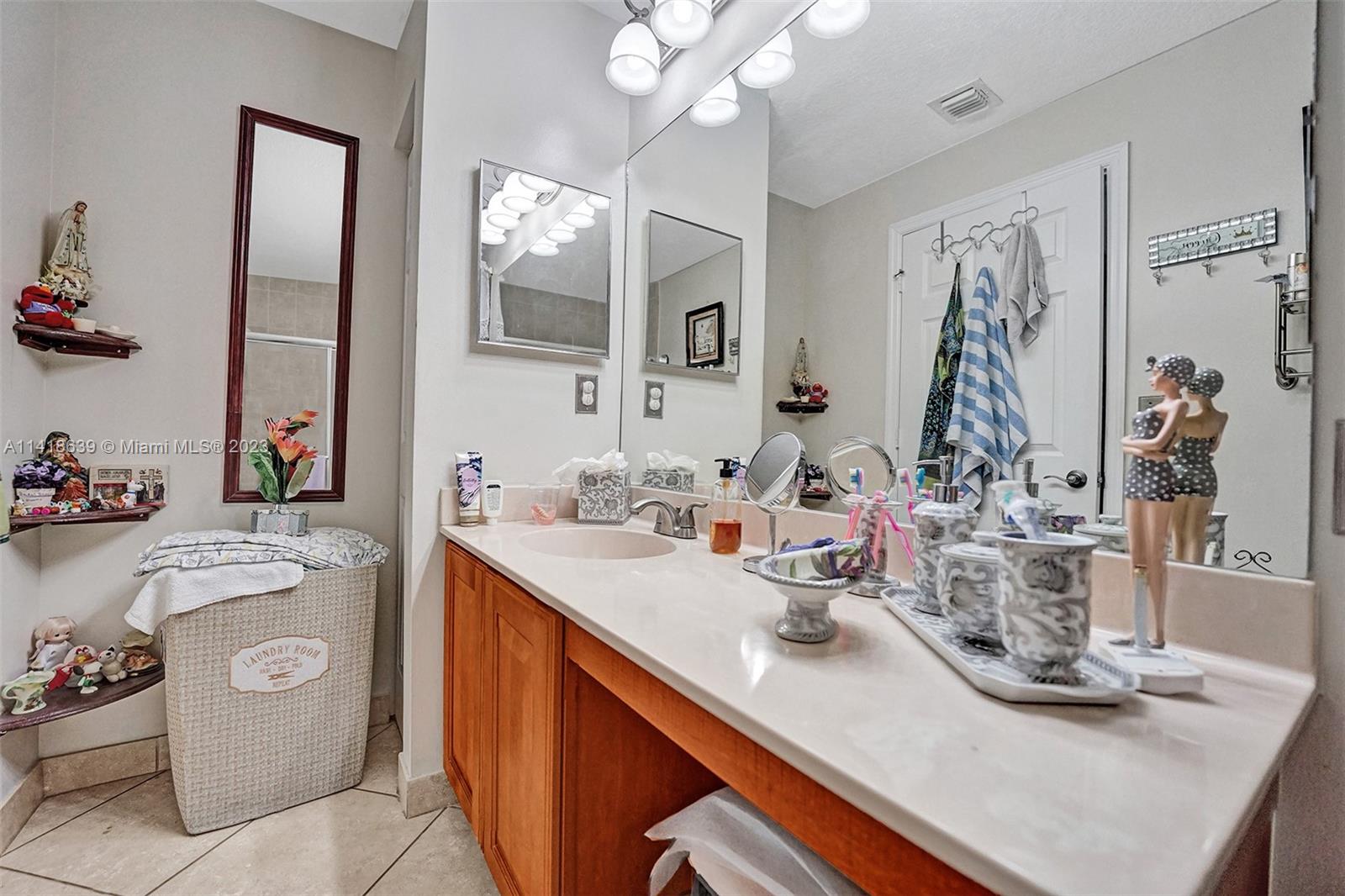 SILVER FALLS - Residential