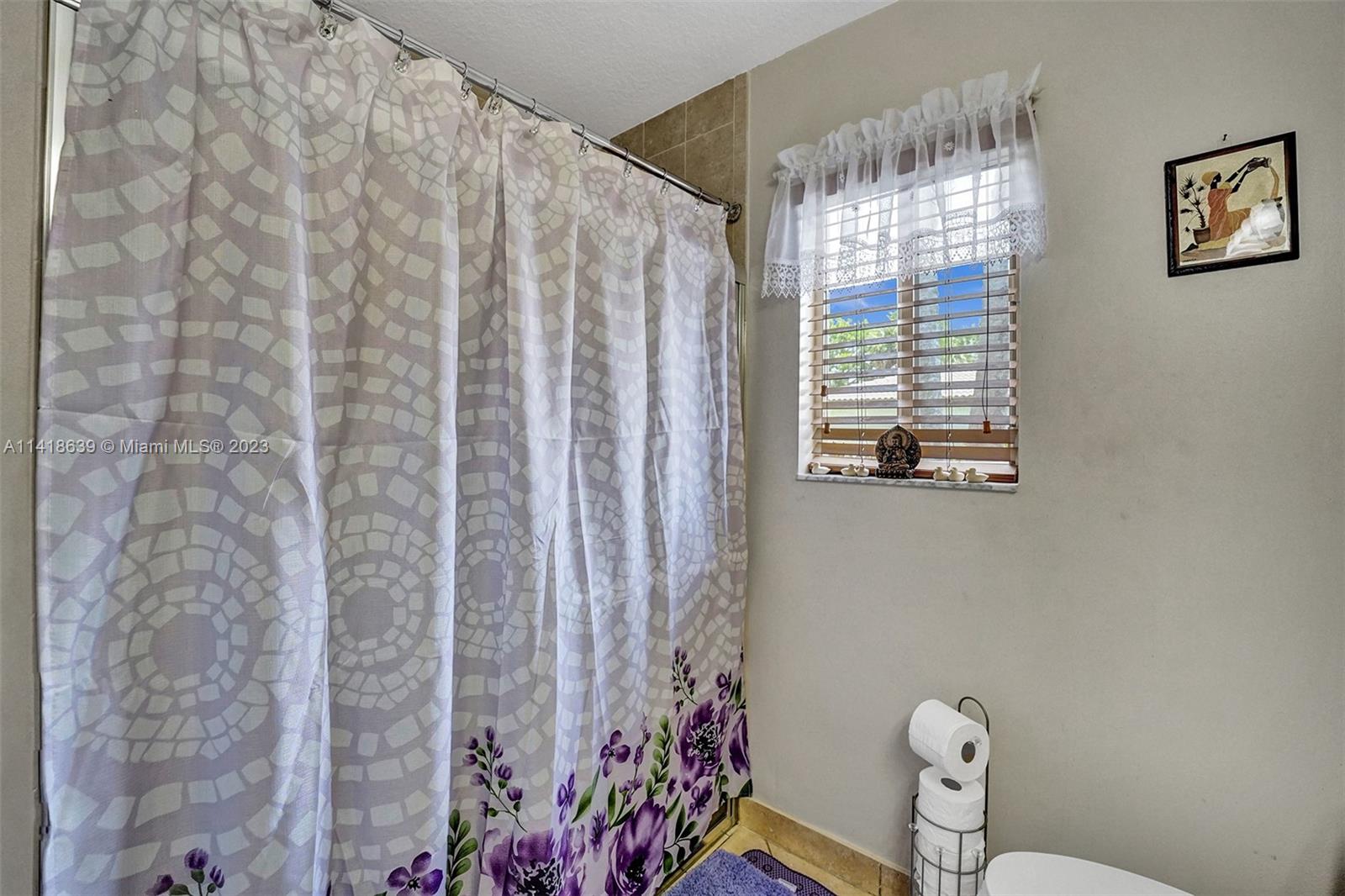 SILVER FALLS - Residential