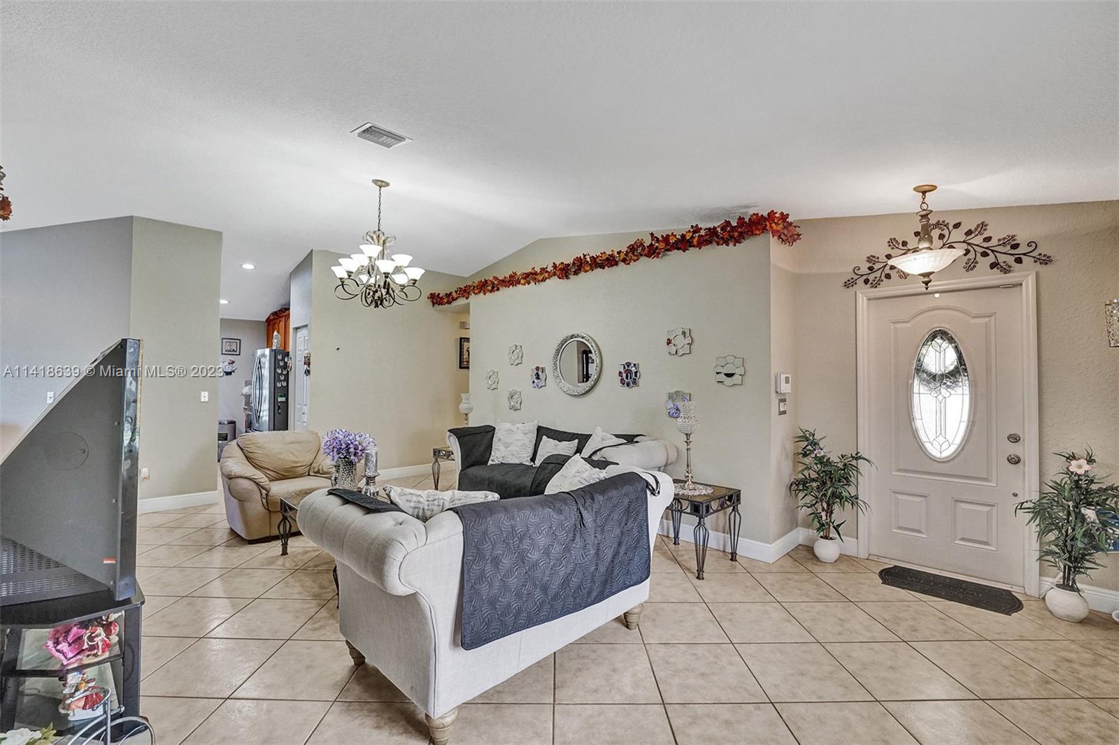 SILVER FALLS - Residential