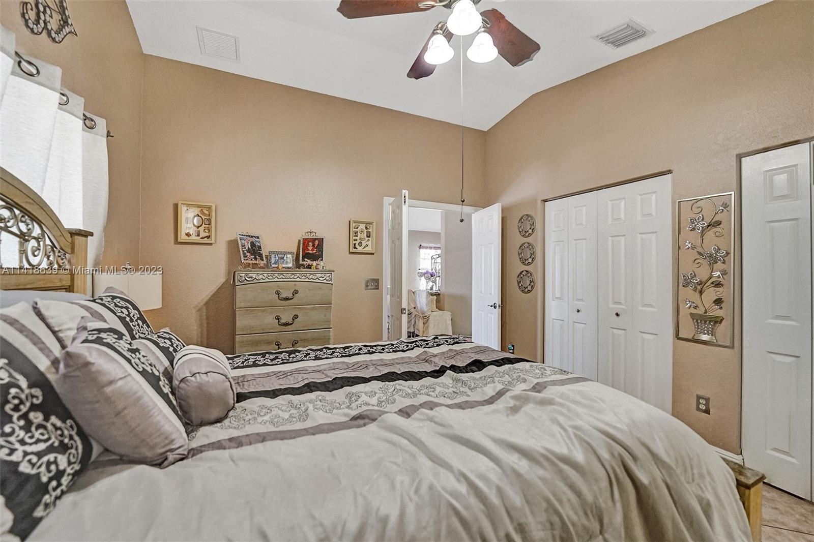 SILVER FALLS - Residential