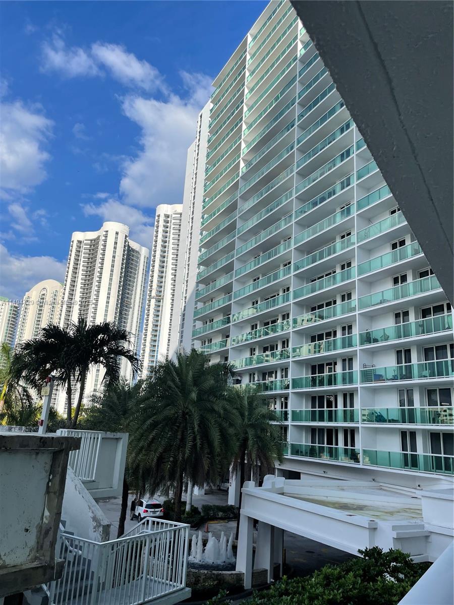 Property for Sale at 100 Bayview Dr 229, Sunny Isles Beach, Miami-Dade County, Florida - Bedrooms: 2 
Bathrooms: 2  - $375,500