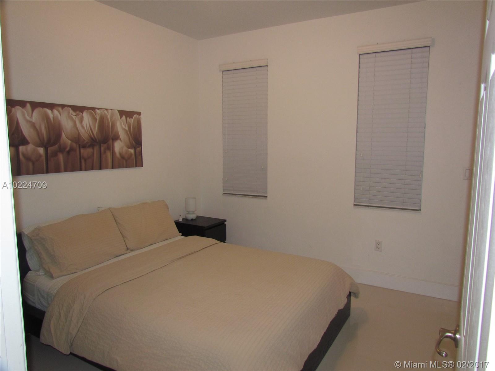 RESERVE AT DORAL - Residential Lease