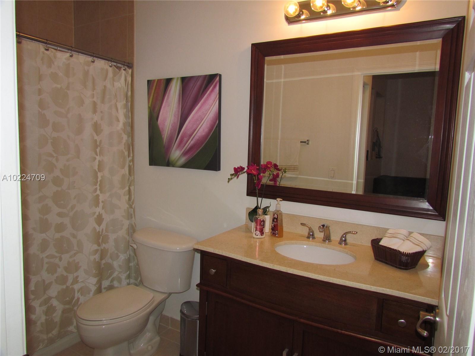 RESERVE AT DORAL - Residential Lease