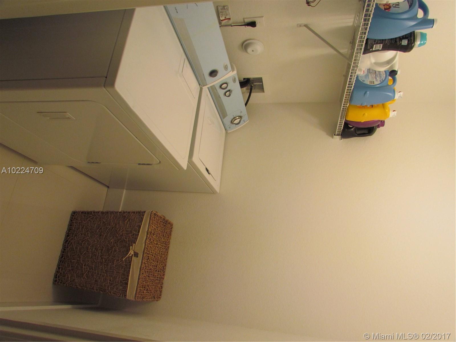 RESERVE AT DORAL - Residential Lease