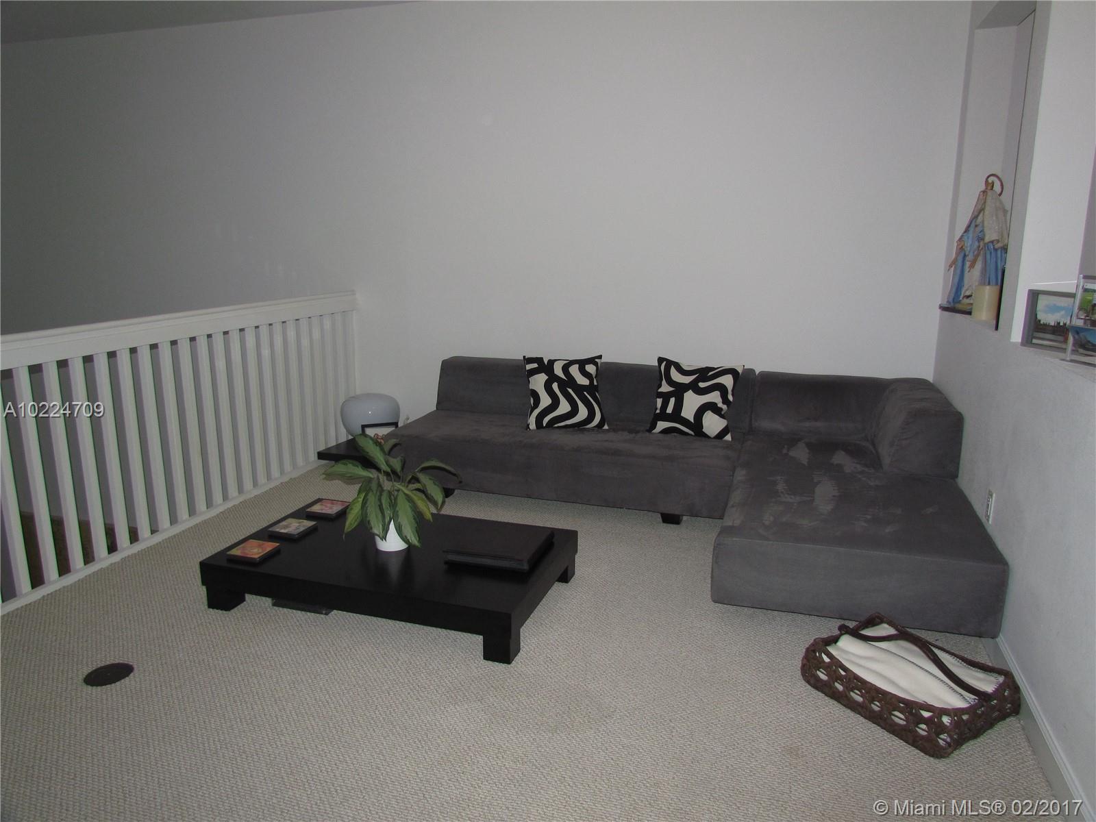 RESERVE AT DORAL - Residential Lease