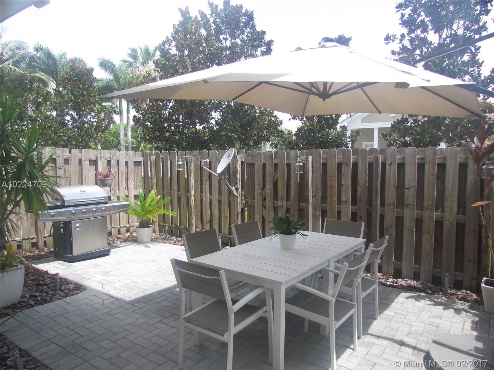 RESERVE AT DORAL - Residential Lease