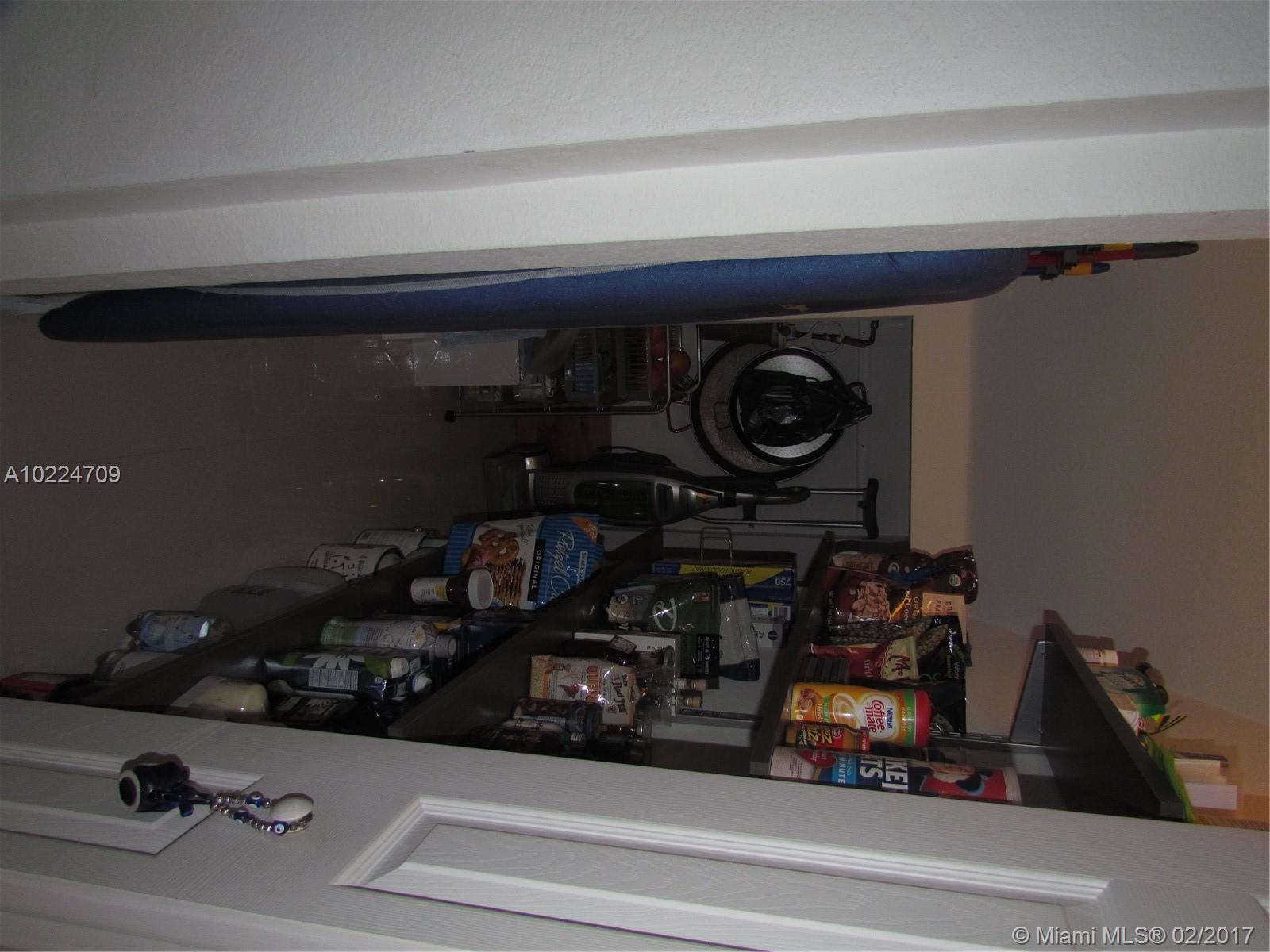 RESERVE AT DORAL - Residential Lease