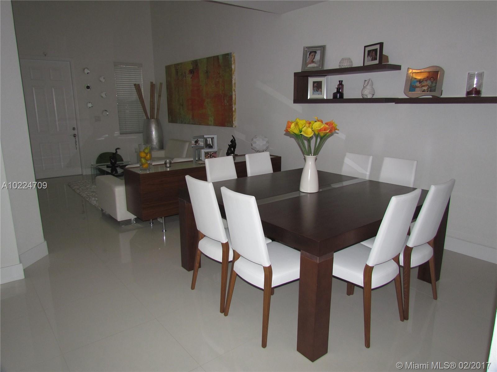 RESERVE AT DORAL - Residential Lease