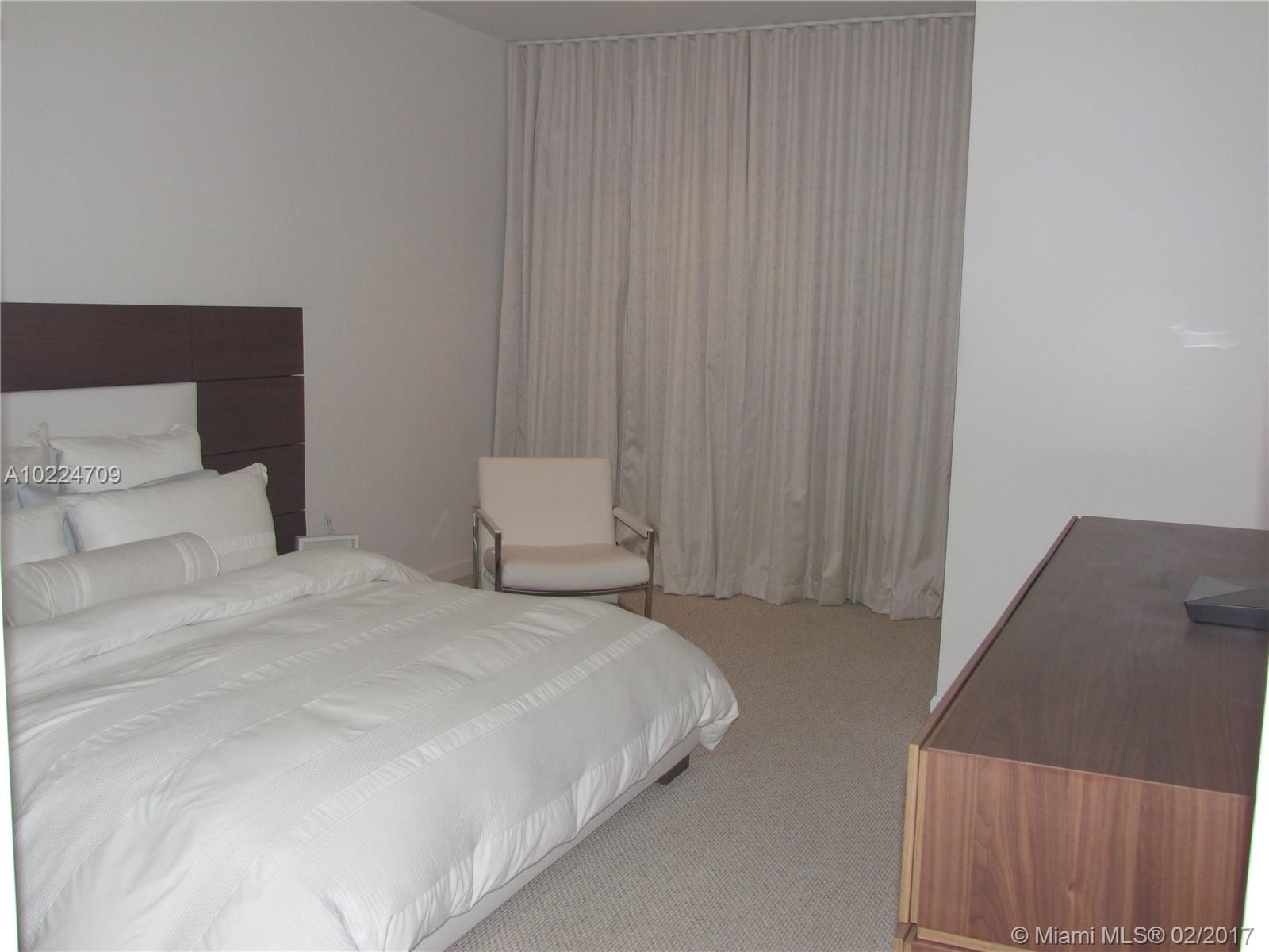 RESERVE AT DORAL - Residential Lease