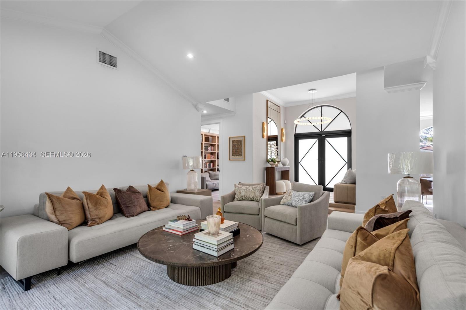 CORAL ESTATES - Residential