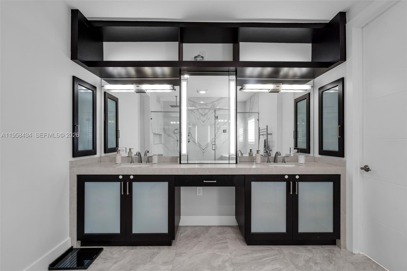 CORAL ESTATES - Residential