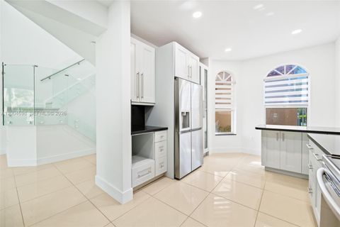 Tiny photo for 21012 NE 34th Ct, Aventura, FL 33180 (MLS # A12004698)