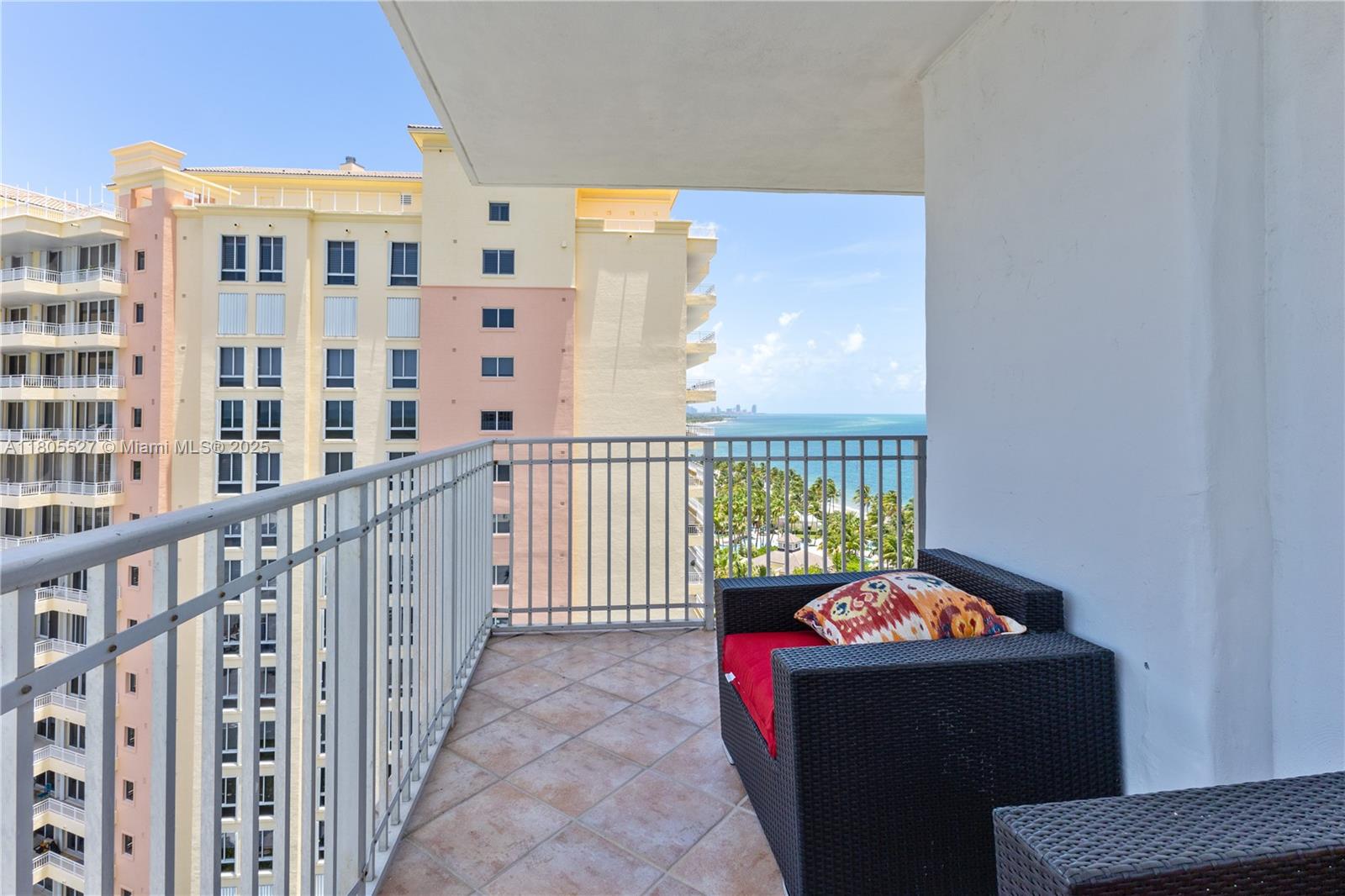CASA DEL MAR CONDO - Residential