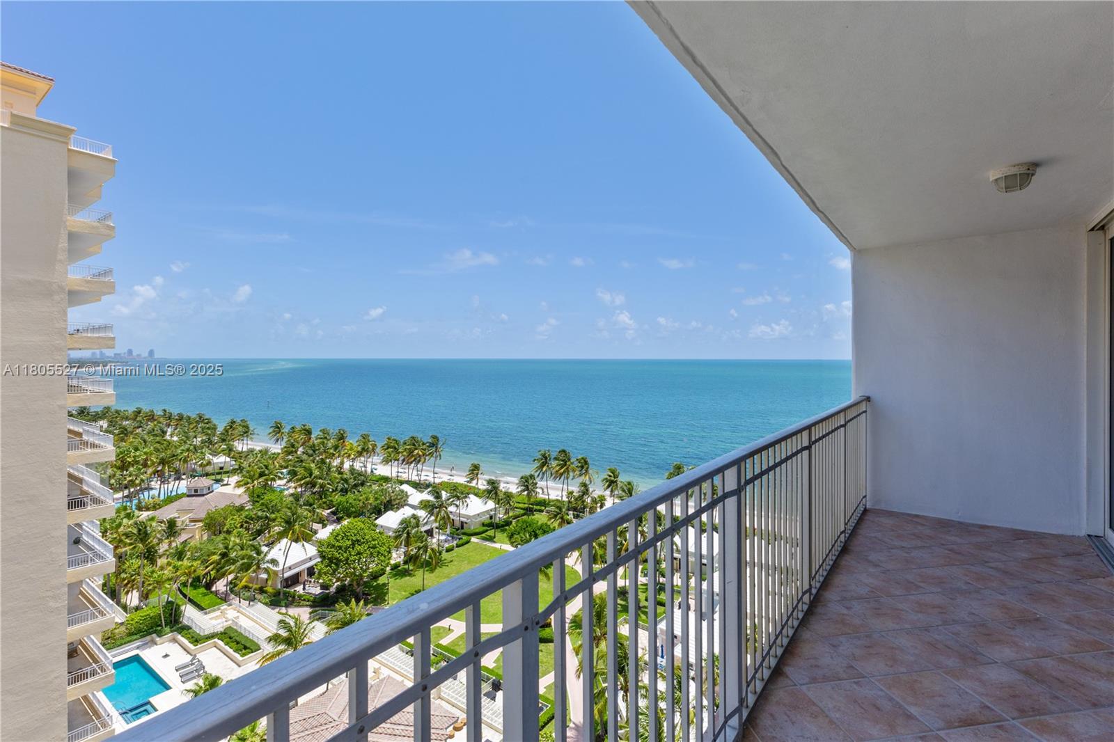 CASA DEL MAR CONDO - Residential