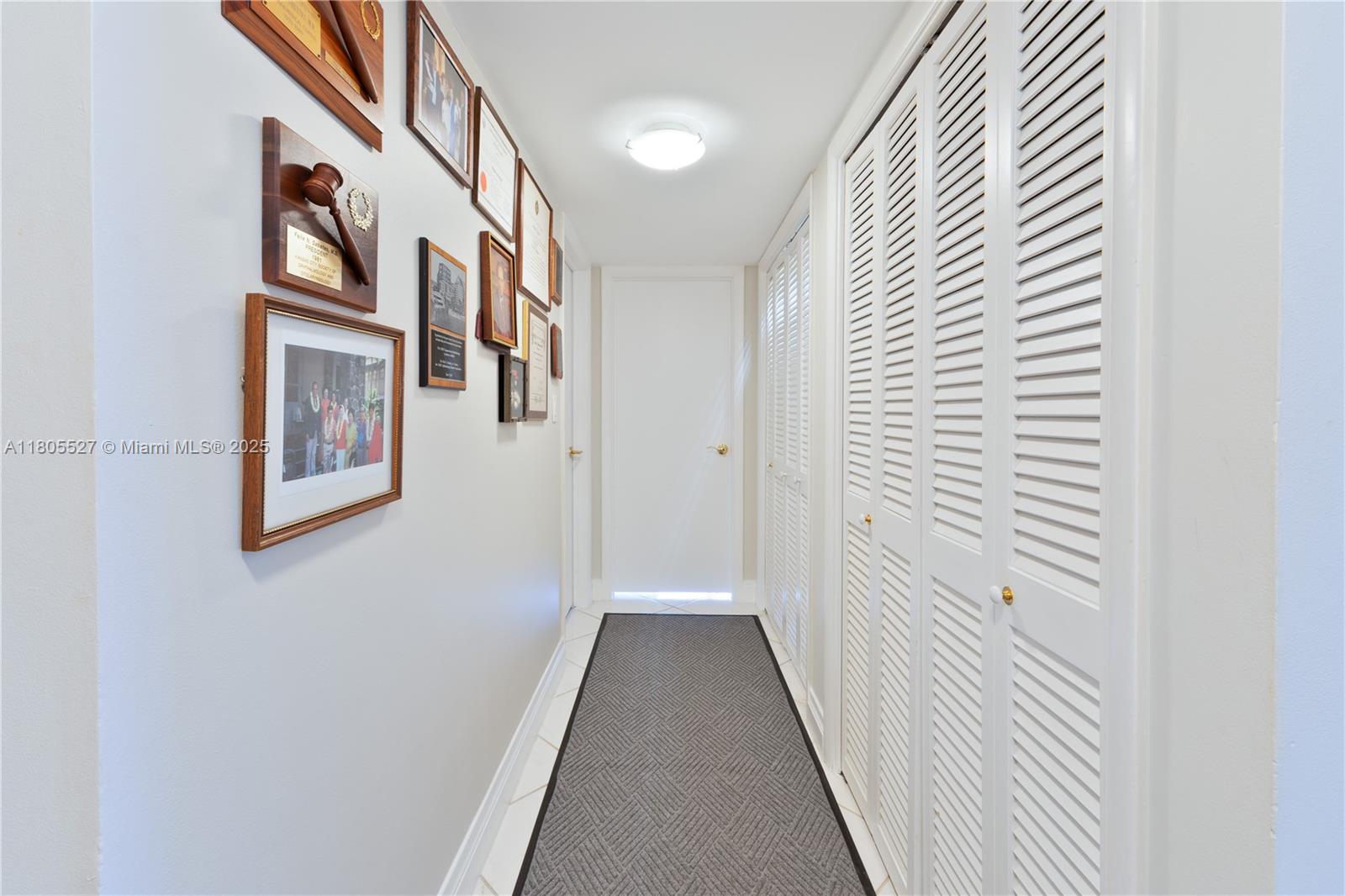 CASA DEL MAR CONDO - Residential