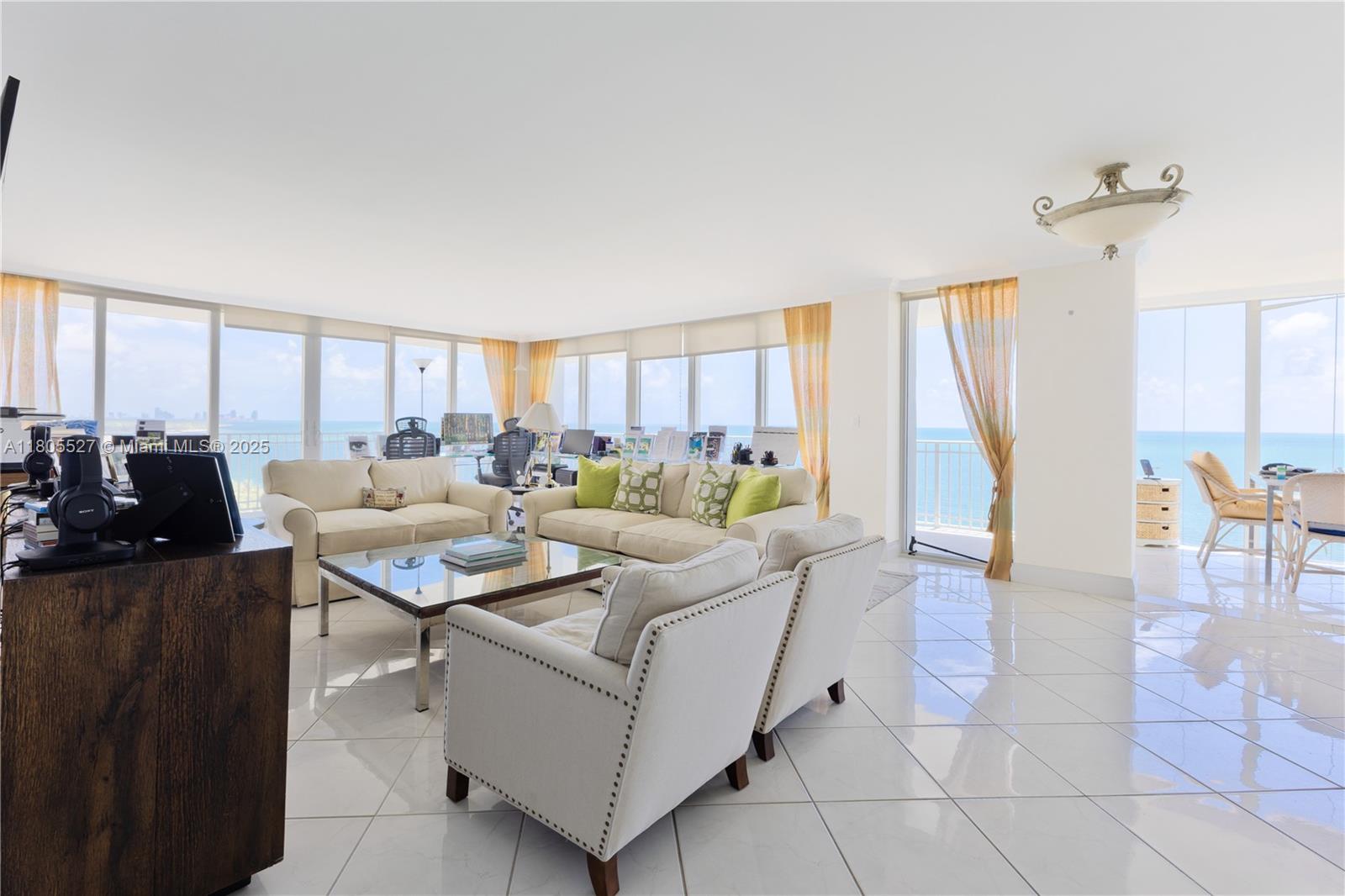 CASA DEL MAR CONDO - Residential