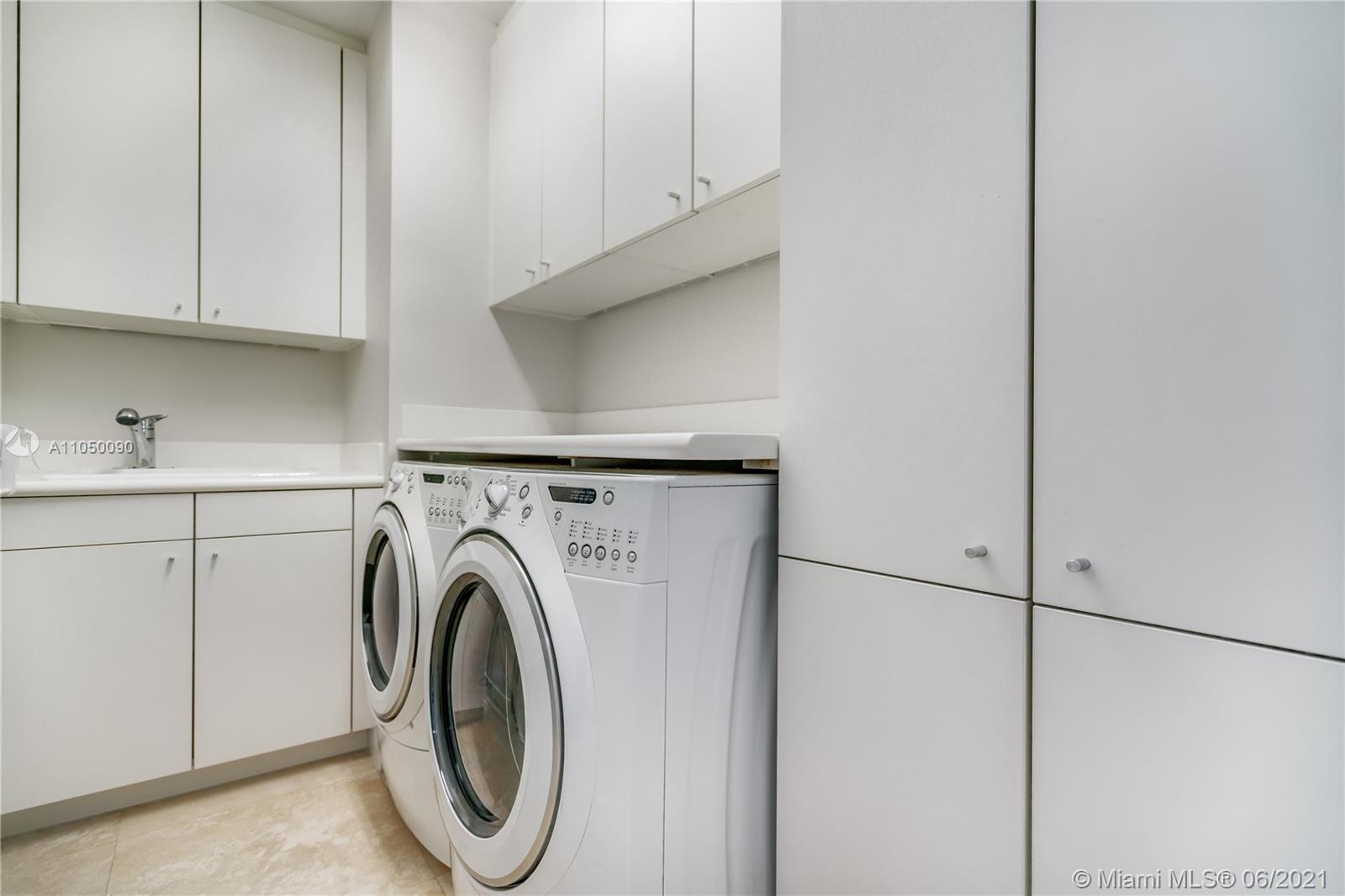 10295 COLLINS AVE RESDNTA - Residential