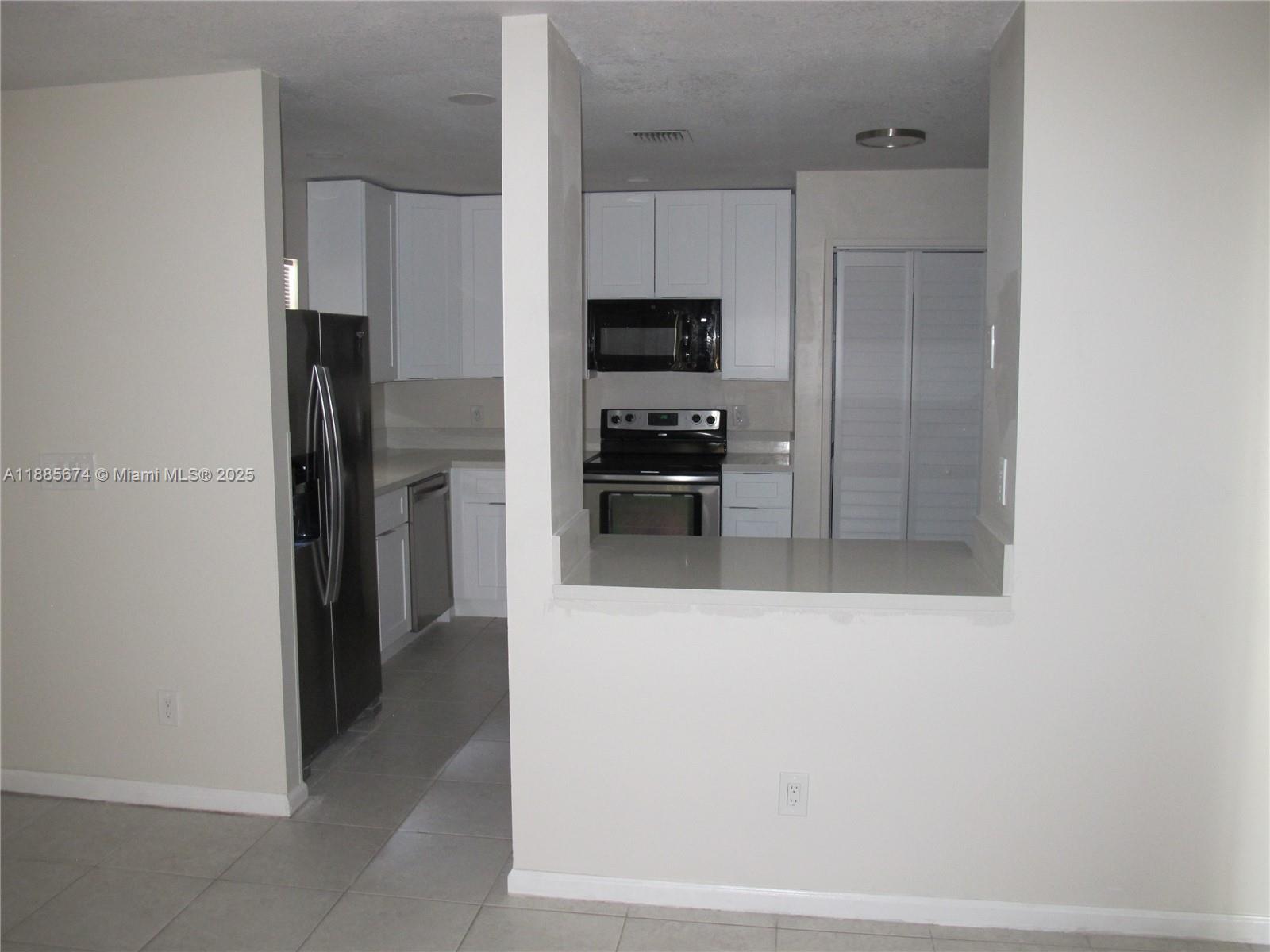 GRENADIER LAKES AT WELLEB - Residential Lease