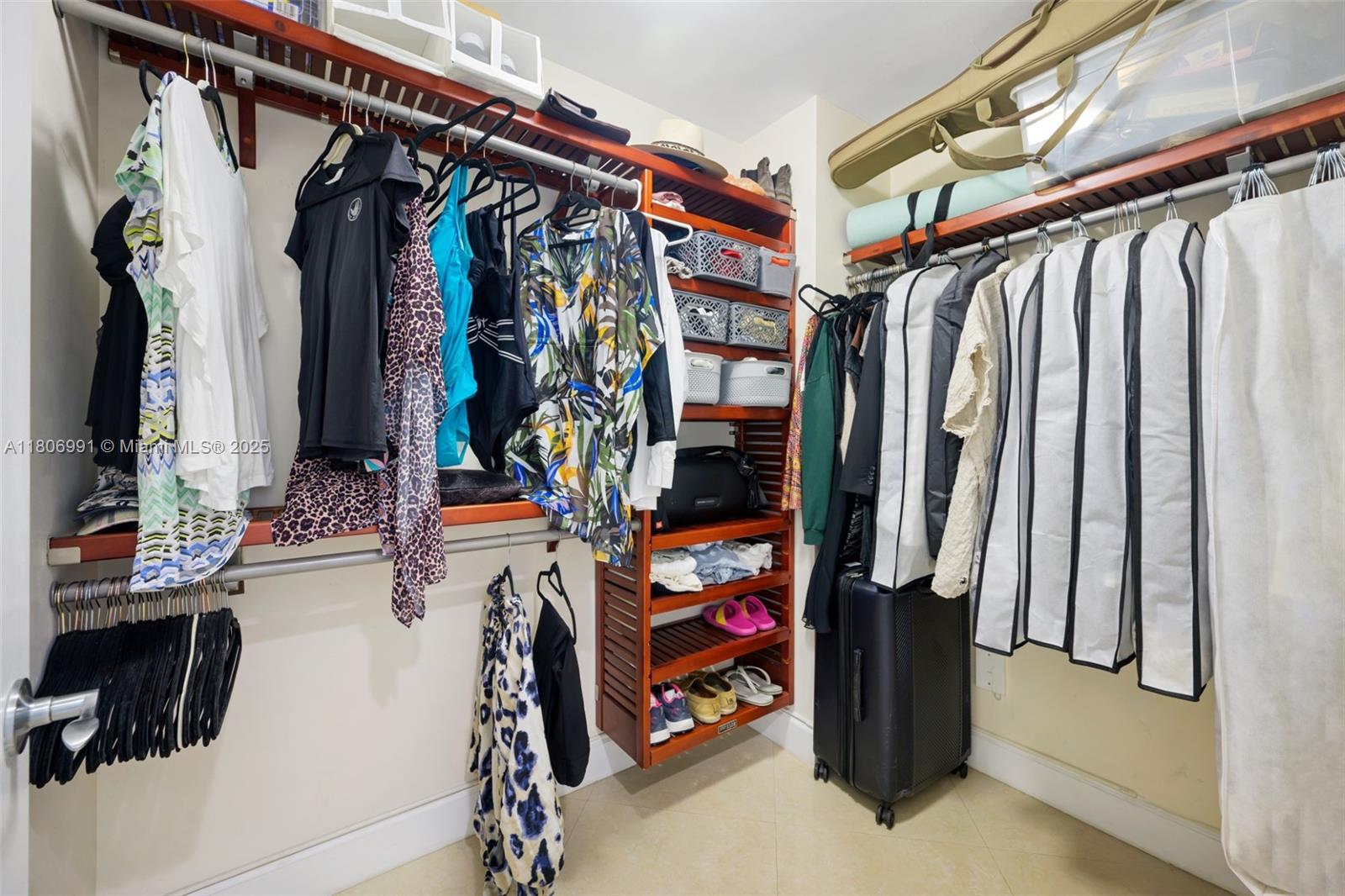 OCEAN MARINE YACHT CLUB C - Residential