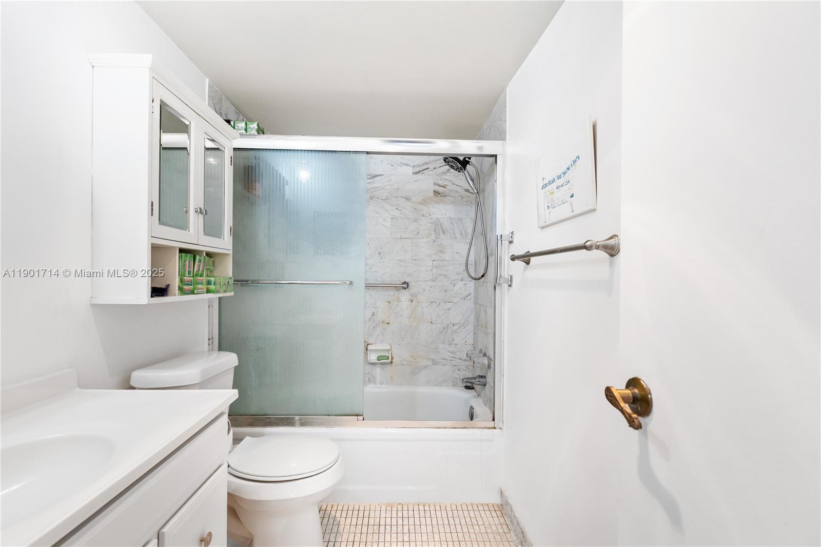 Hollybrook Golf & Tennis C - Residential