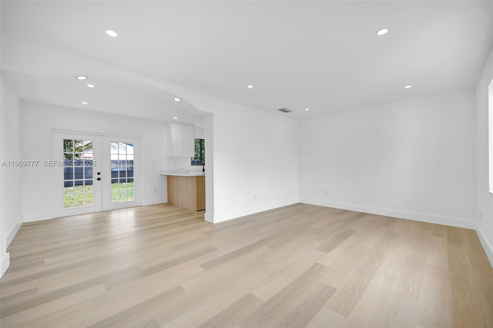 LAKES OF ACADIA UNIT 7 - Residential