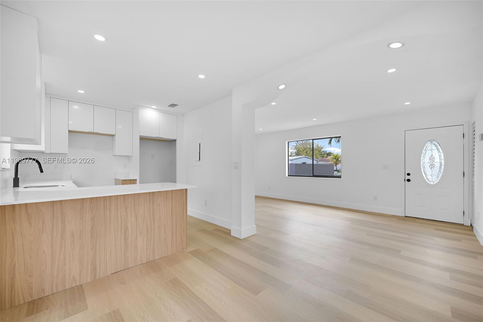 LAKES OF ACADIA UNIT 7 - Residential