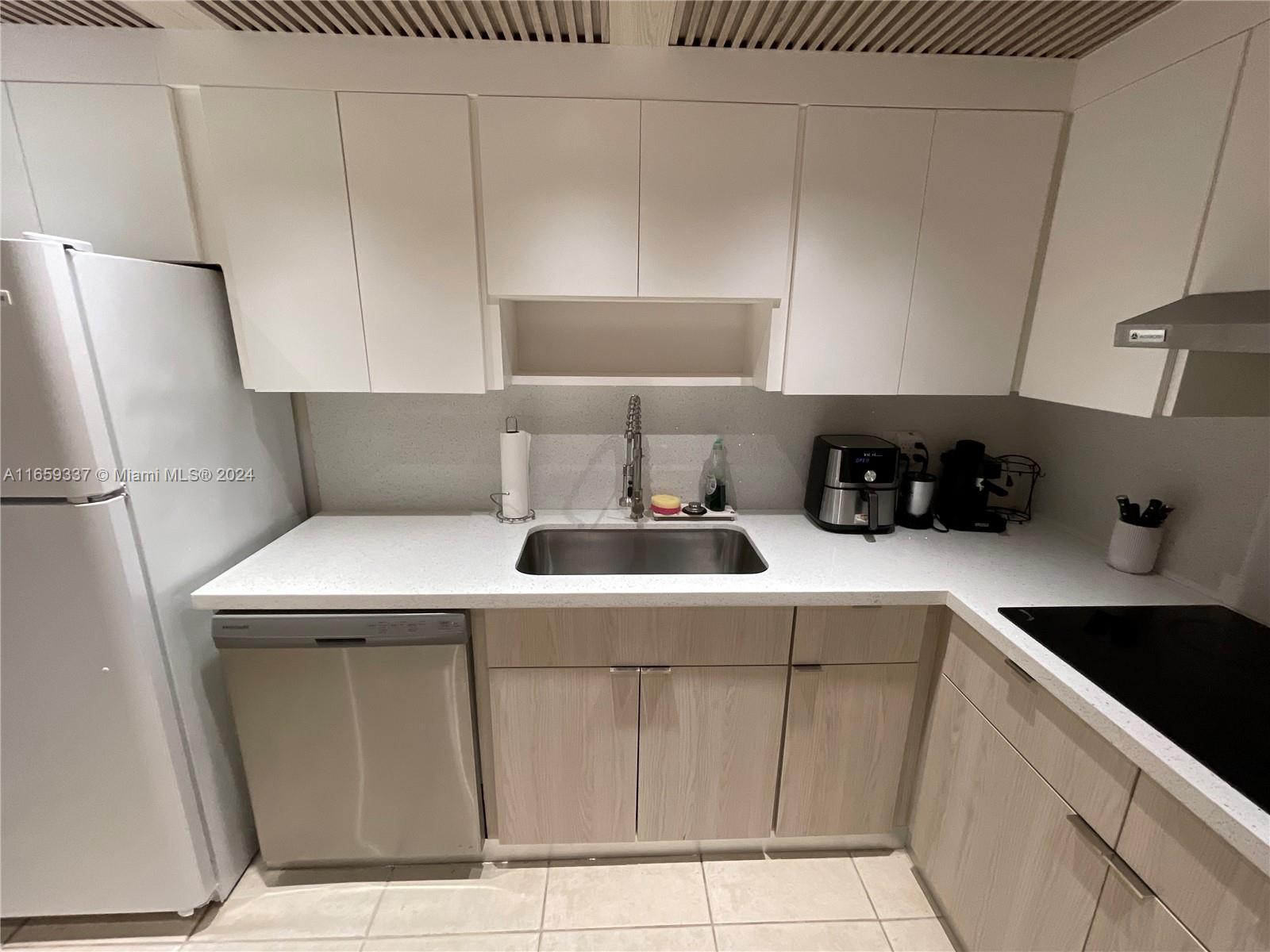 COASTAL TOWERS CONDO - Residential