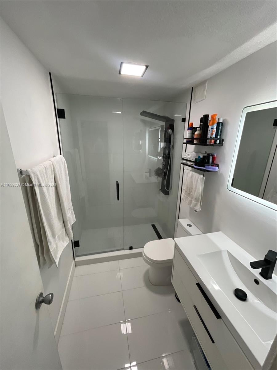 COASTAL TOWERS CONDO - Residential