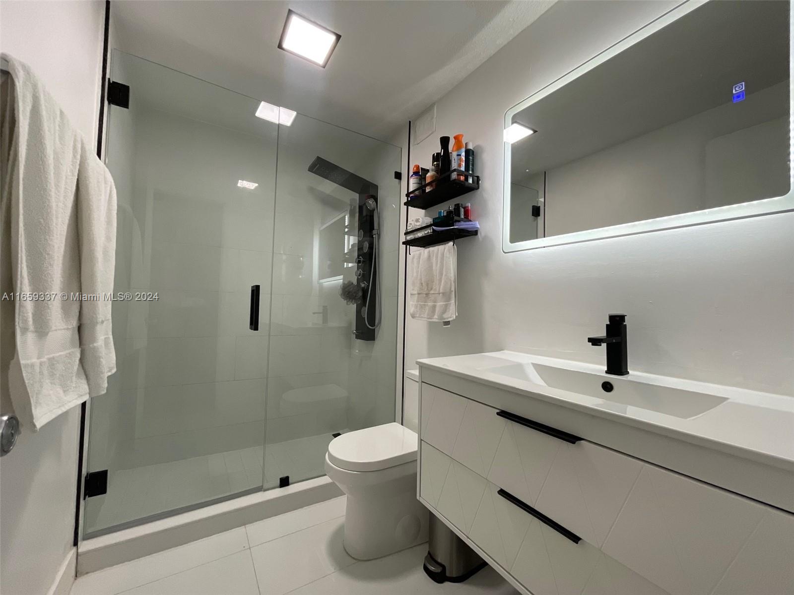 COASTAL TOWERS CONDO - Residential