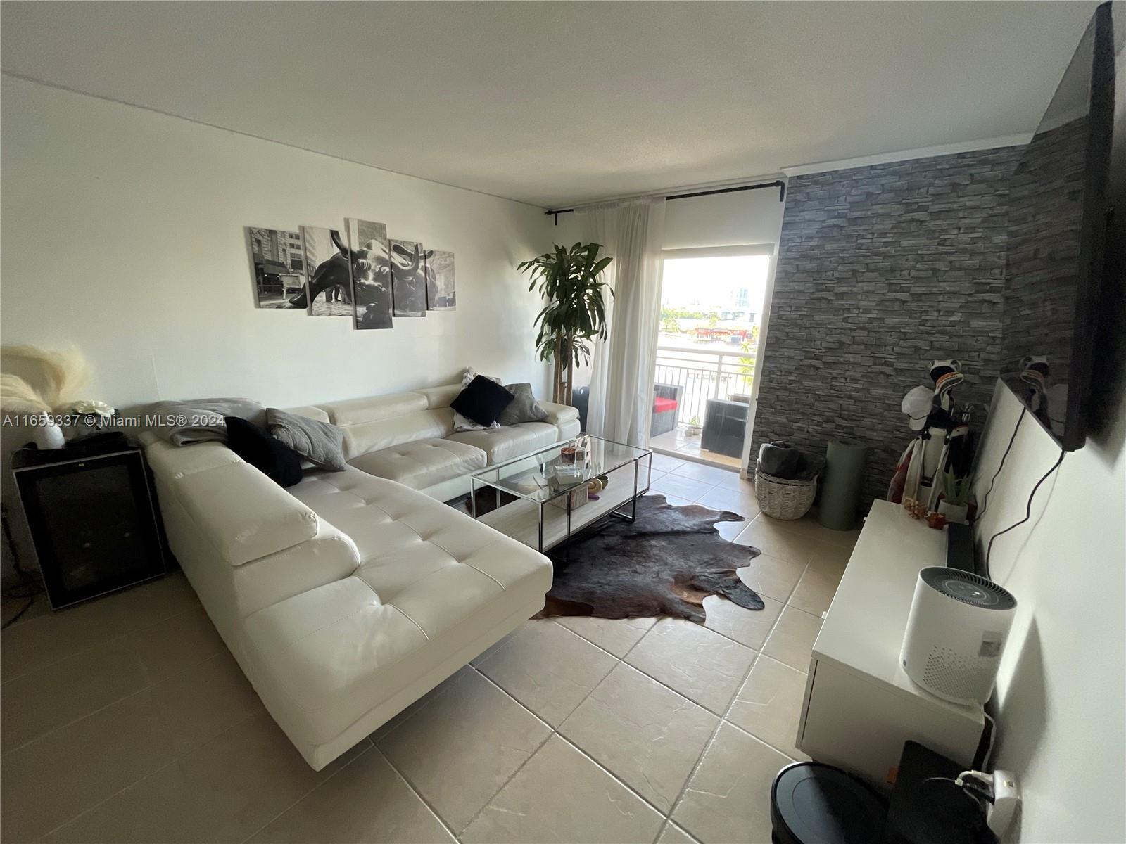 COASTAL TOWERS CONDO - Residential