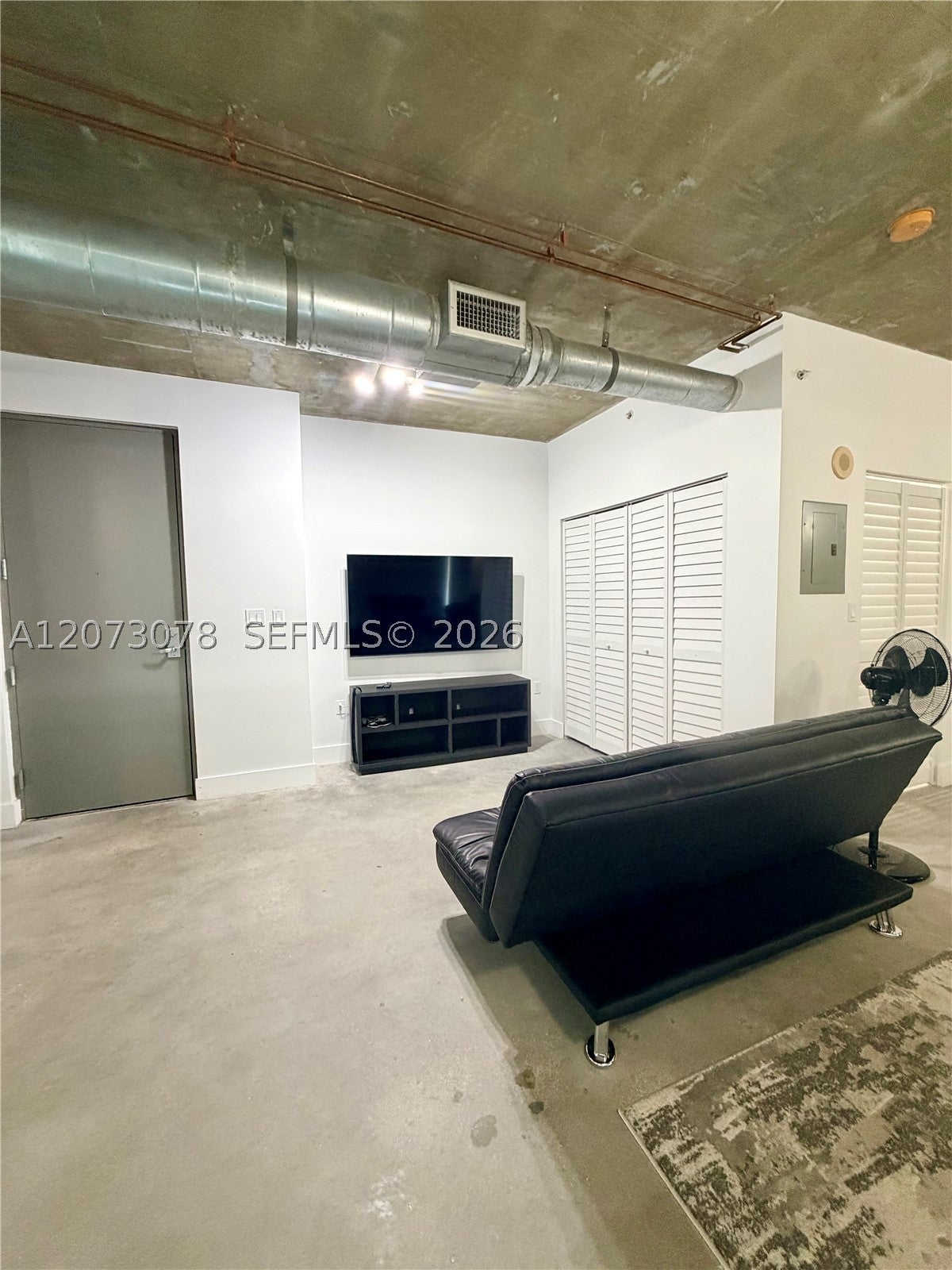455 NE 25th St 4D
