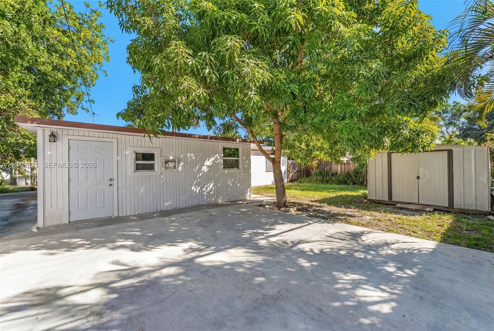 COLLIER ESTATES 2ND ADD - Residential