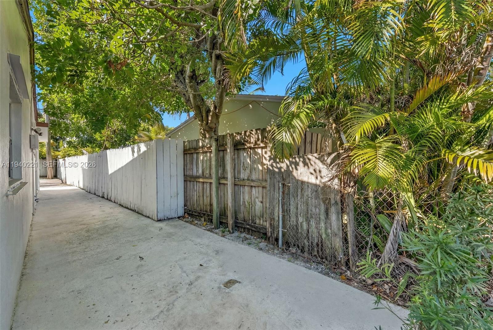 COLLIER ESTATES 2ND ADD - Residential