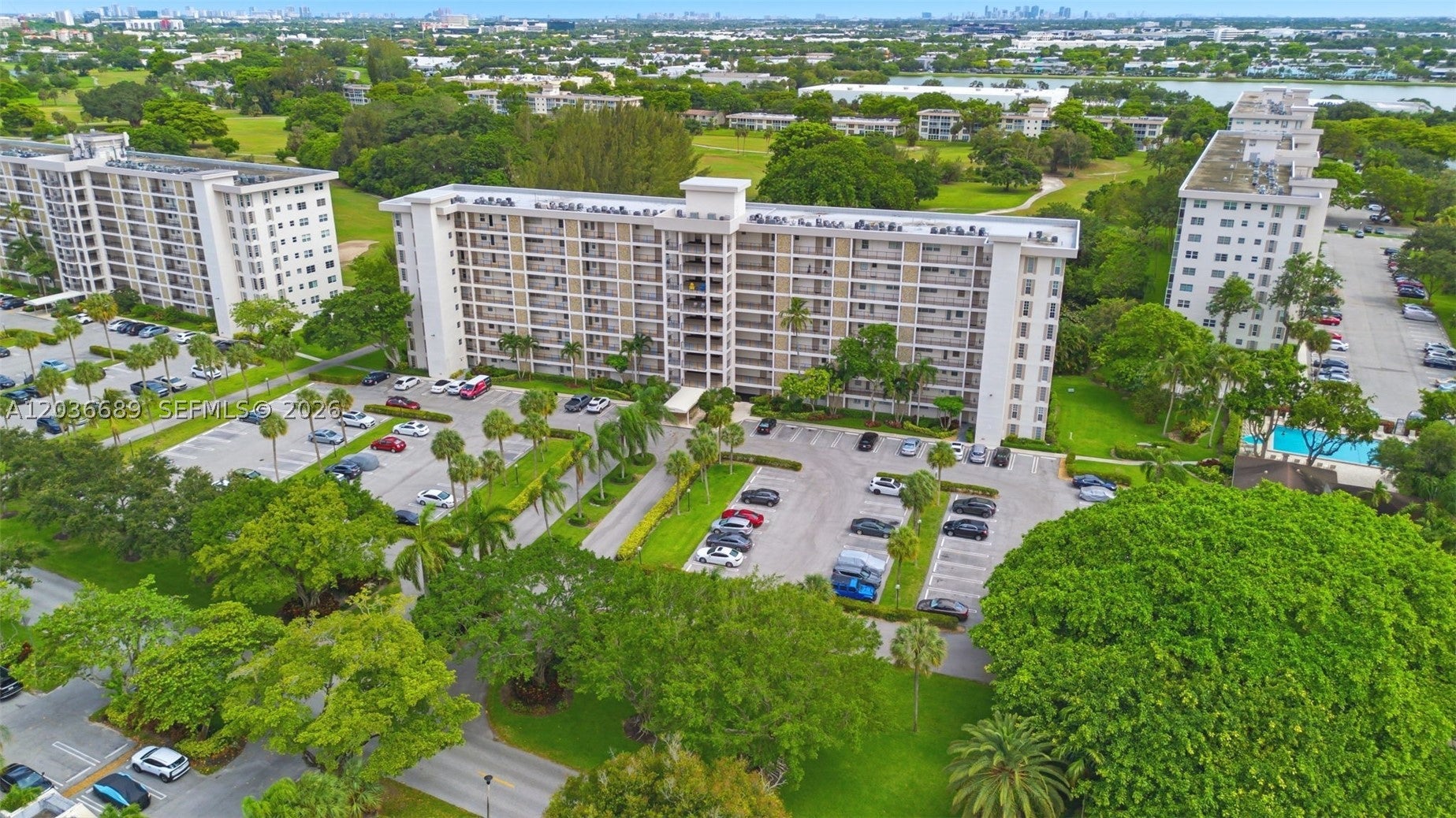 3200 N Palm Aire Dr