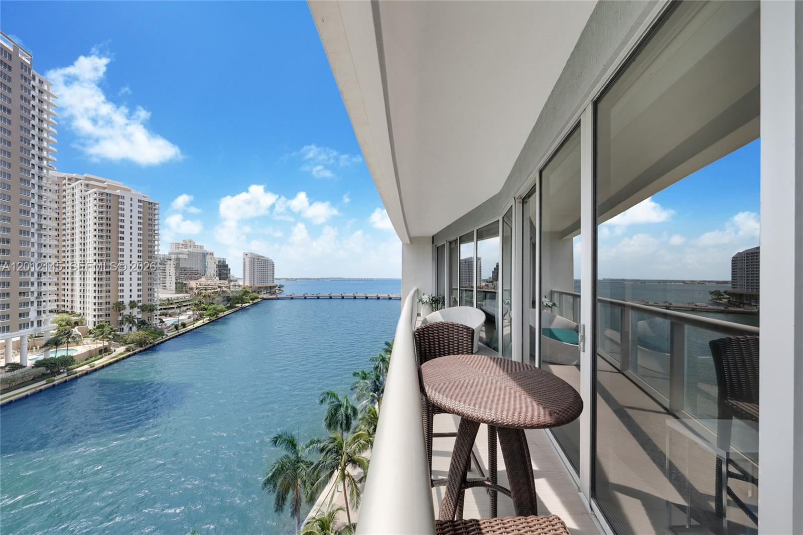 465 Brickell Ave 1019