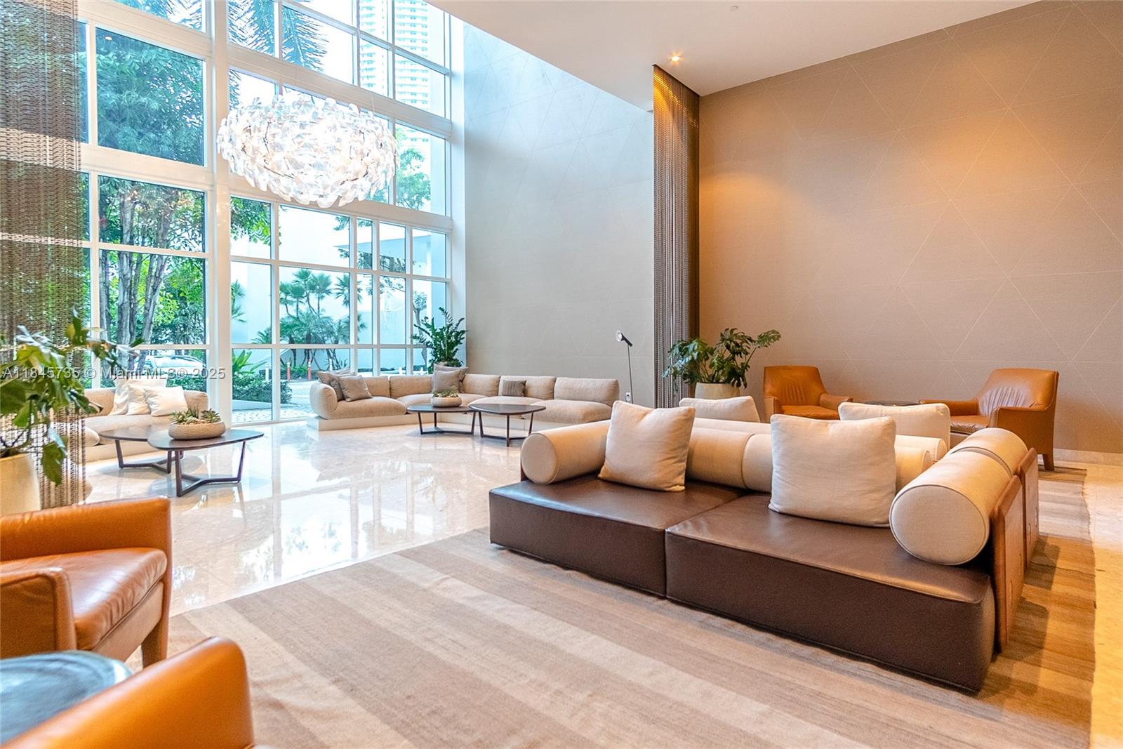 PARAMOUNT BAY CONDO - Residential Lease