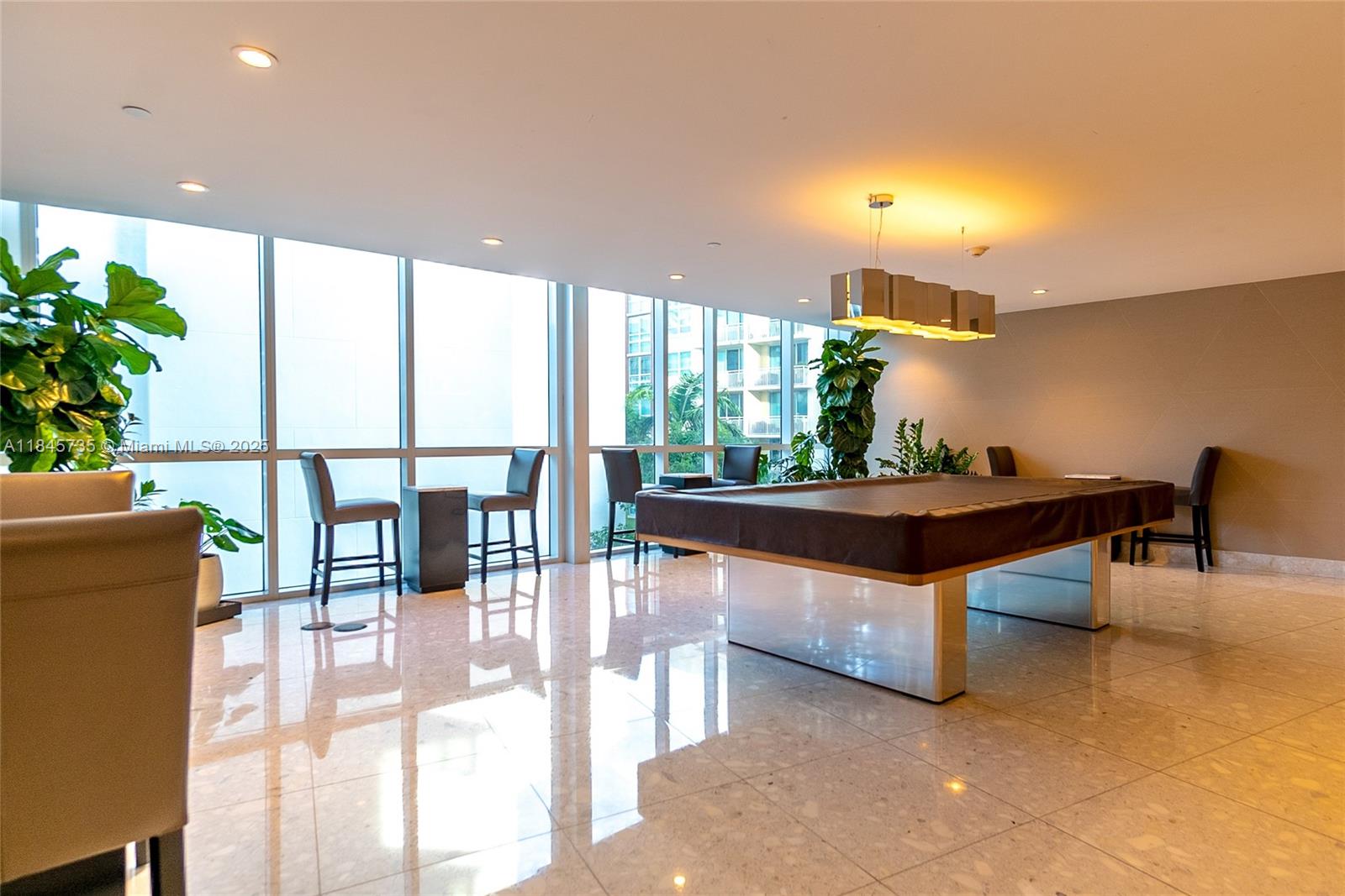PARAMOUNT BAY CONDO - Residential Lease