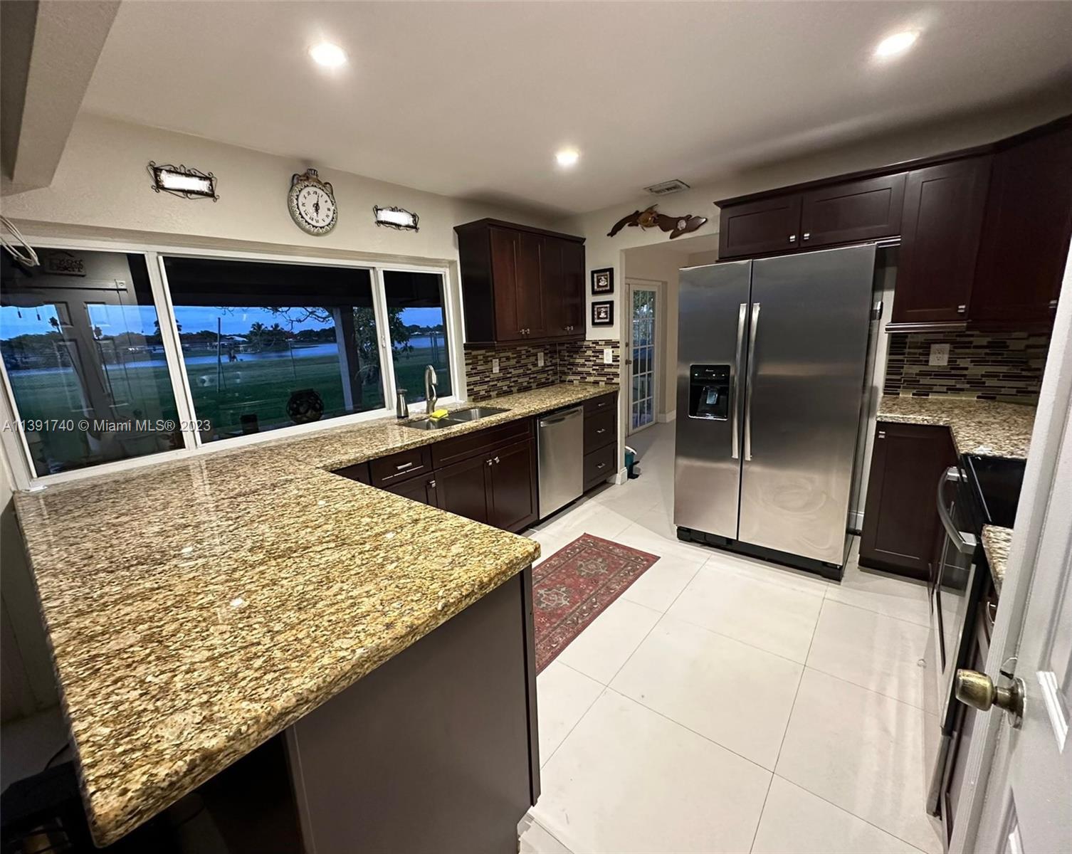 WINSTON PARK UNIT 8 - Residential Lease