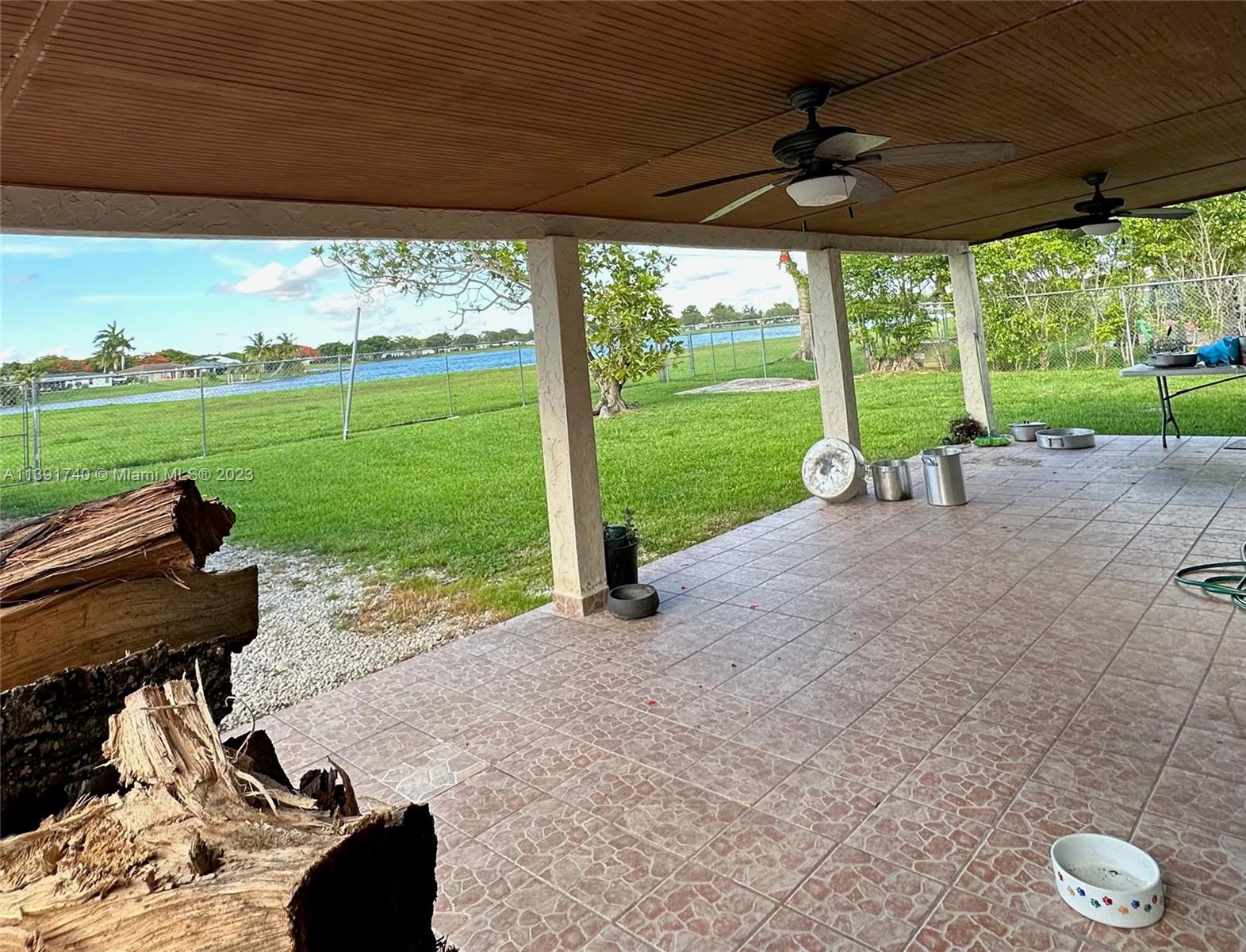 WINSTON PARK UNIT 8 - Residential Lease