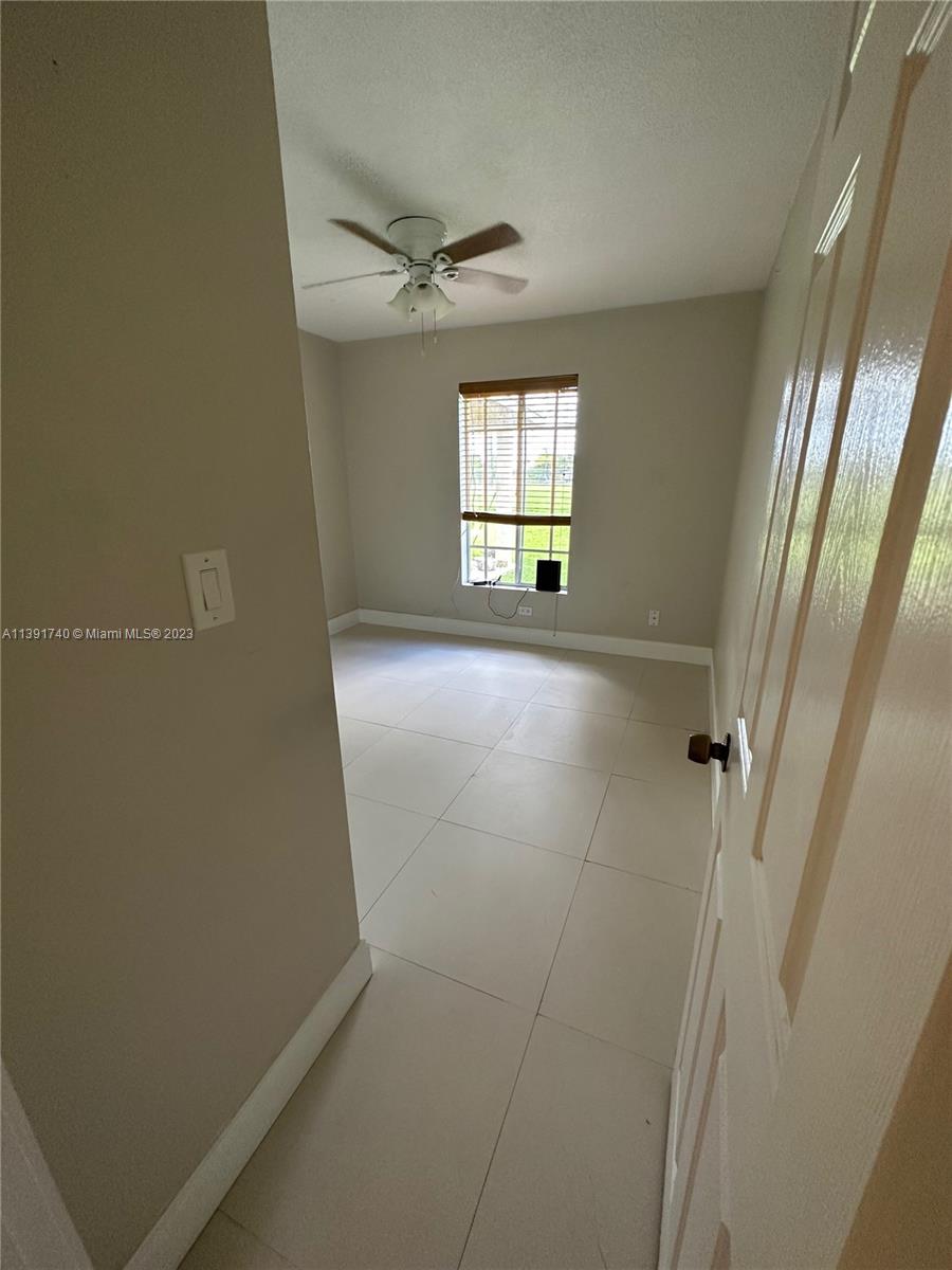 WINSTON PARK UNIT 8 - Residential Lease