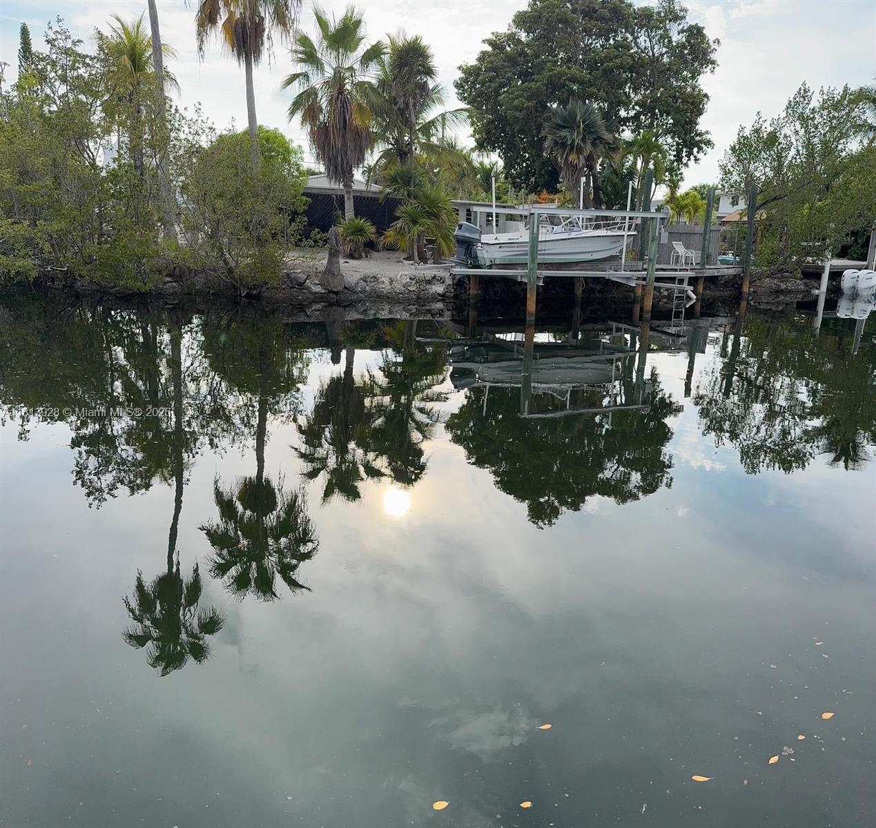 VENICE - Residential Lease