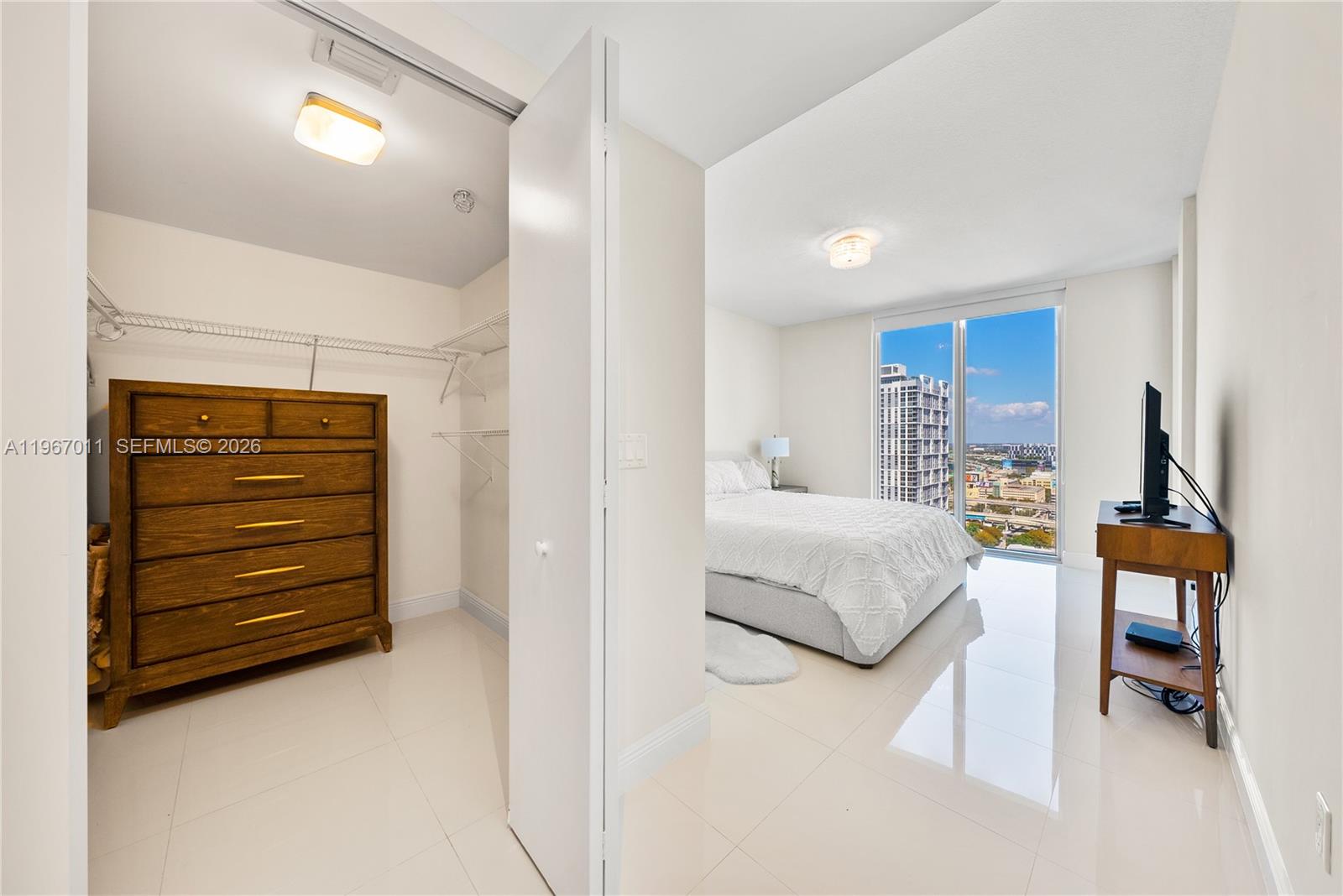 LATITUDE ON THE RIVER CON - Residential