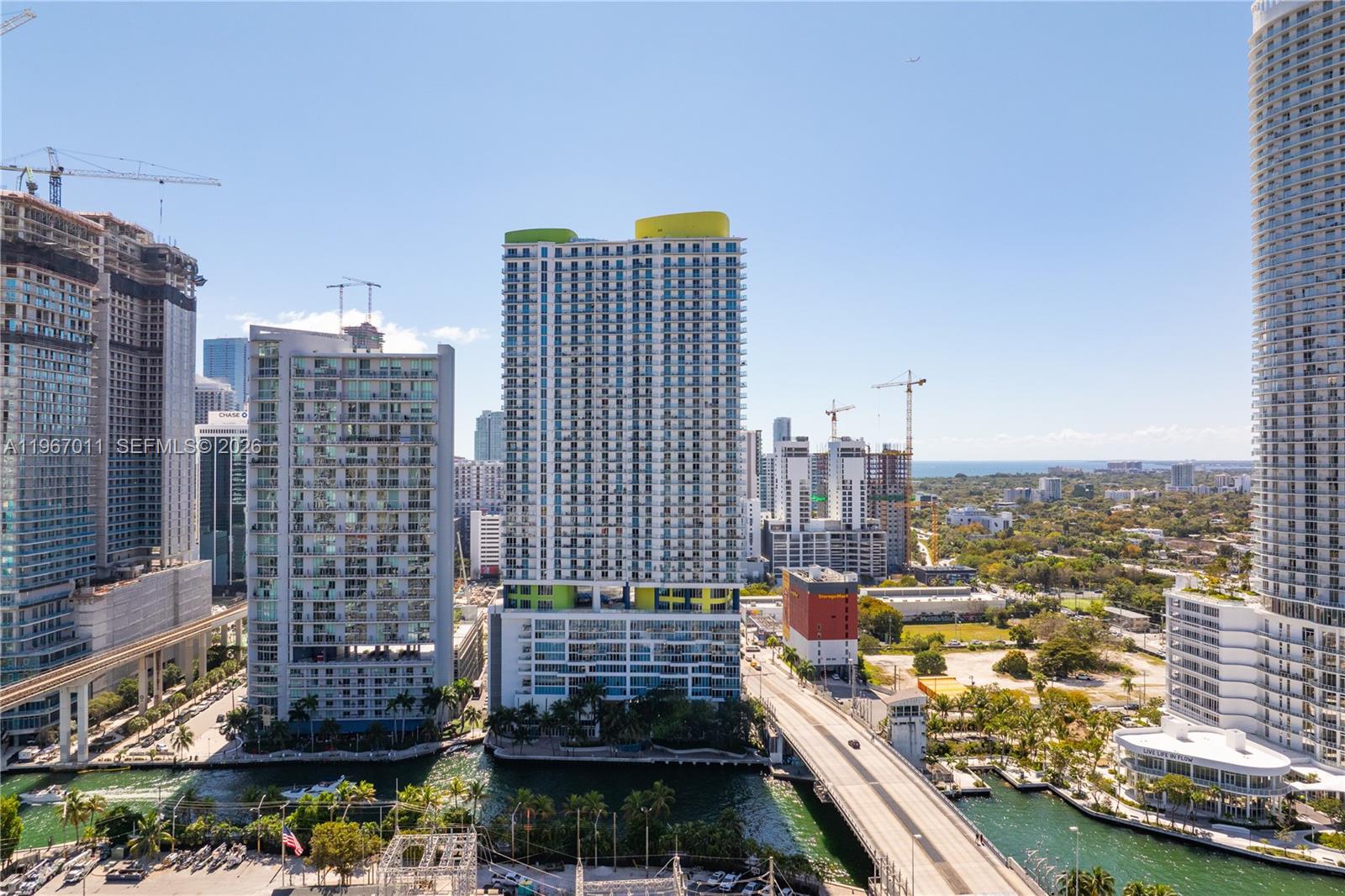 LATITUDE ON THE RIVER CON - Residential