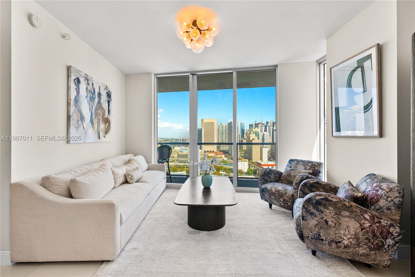 LATITUDE ON THE RIVER CON - Residential