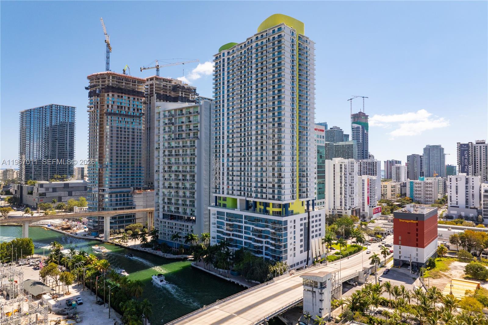 LATITUDE ON THE RIVER CON - Residential