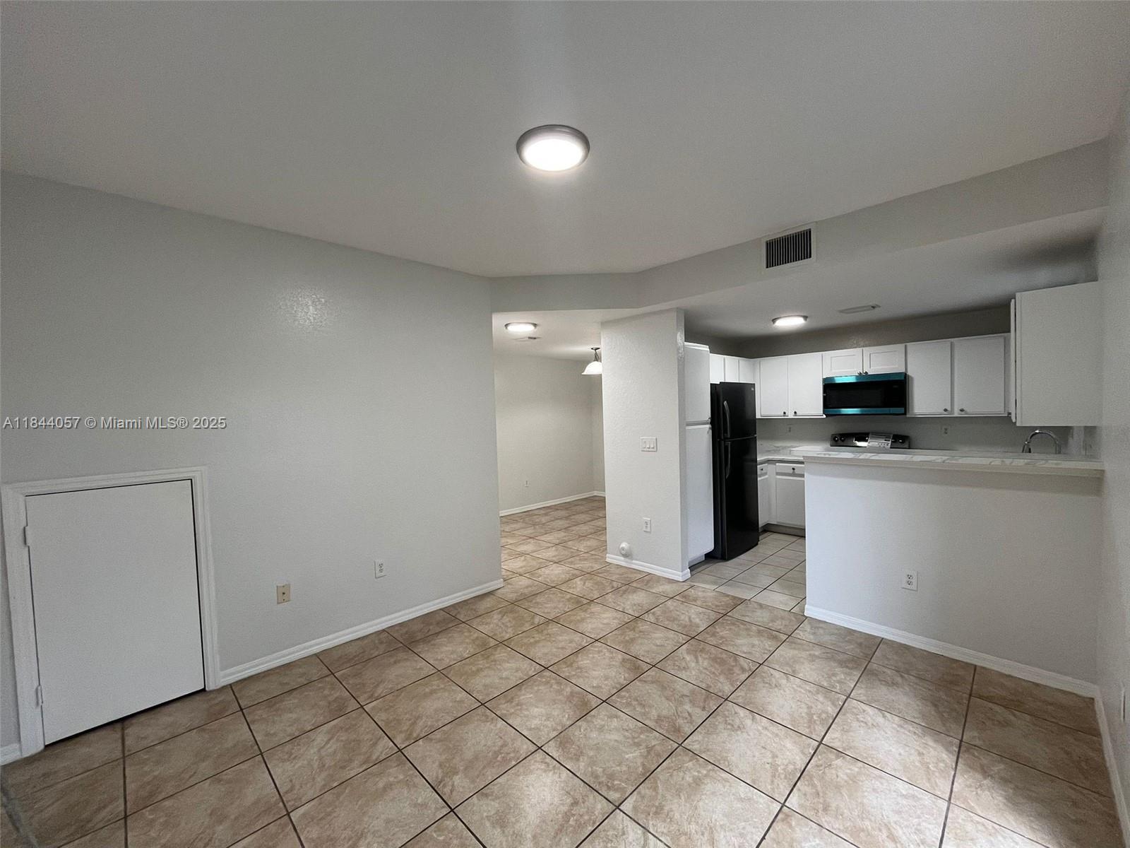 919 SE 16th Ct
