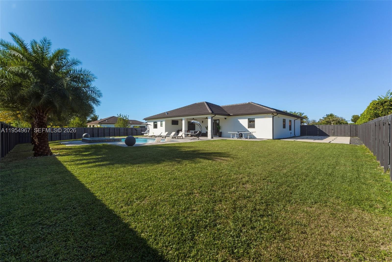 COSTA CALDA ESTATES - Residential