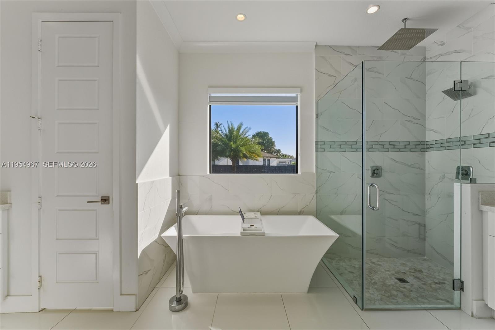 COSTA CALDA ESTATES - Residential